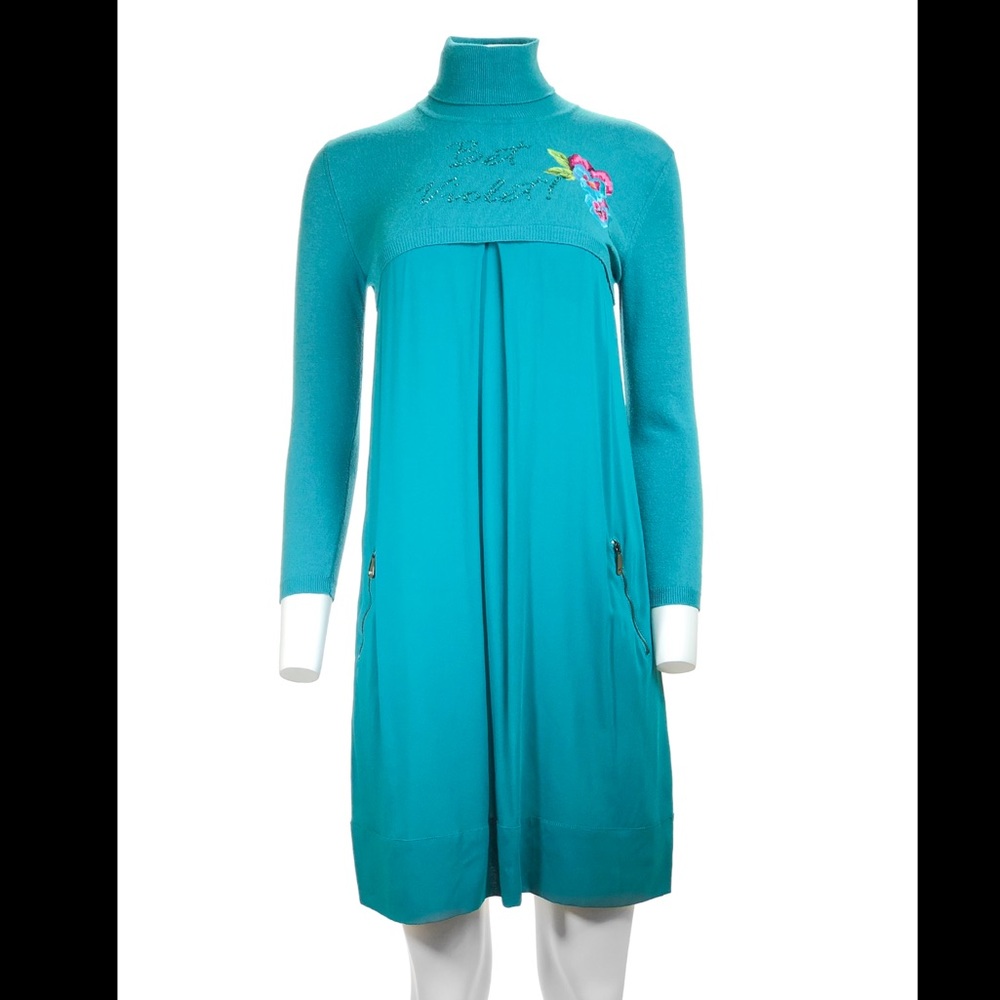 **Brand New** Turtle neck dress w/ printed flower